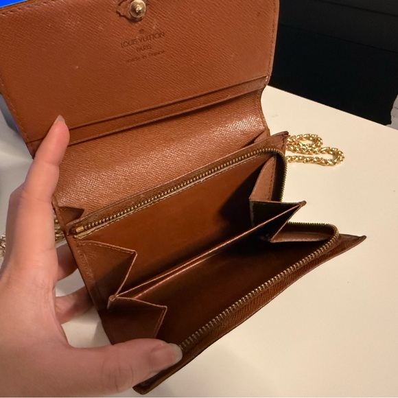 Louis Vuitton Tresor wallet in Monogram - Picture 10 of 16